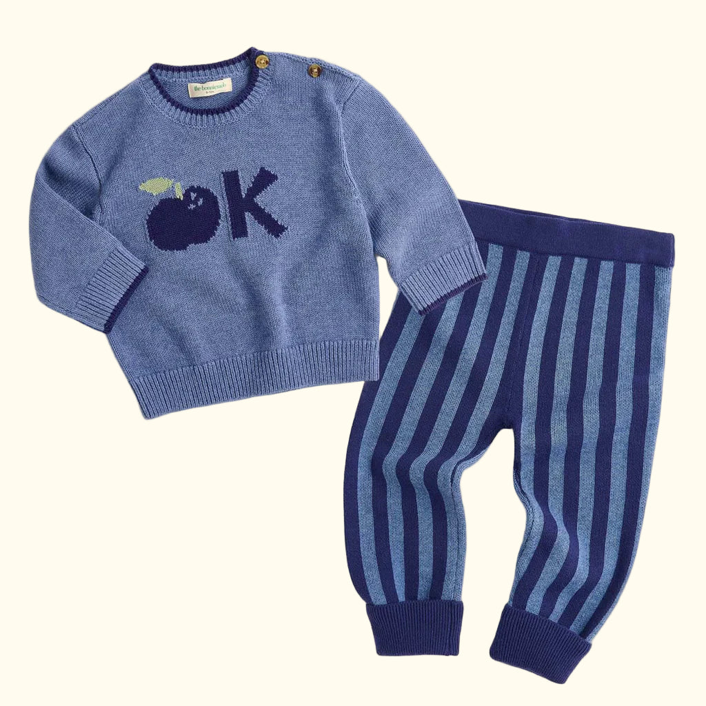 Set pulovër dhe tuta blu