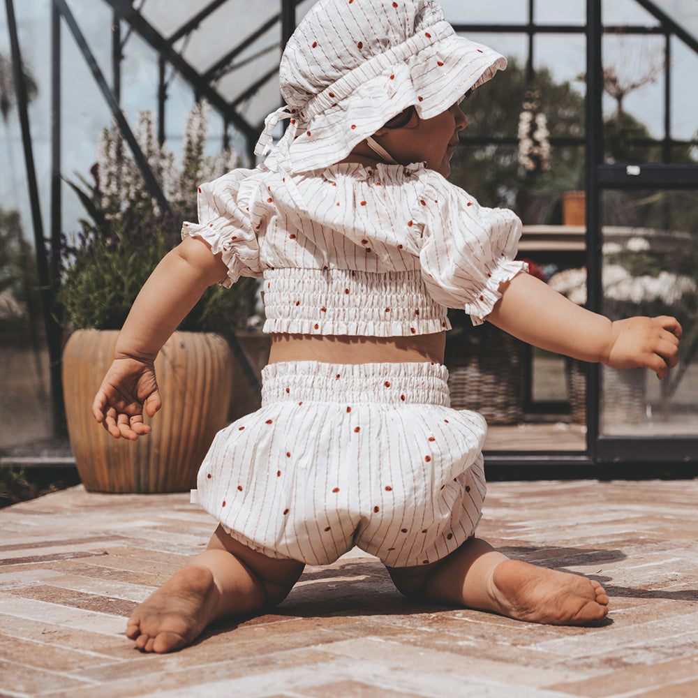 Pantallona të shkurtra për foshnje