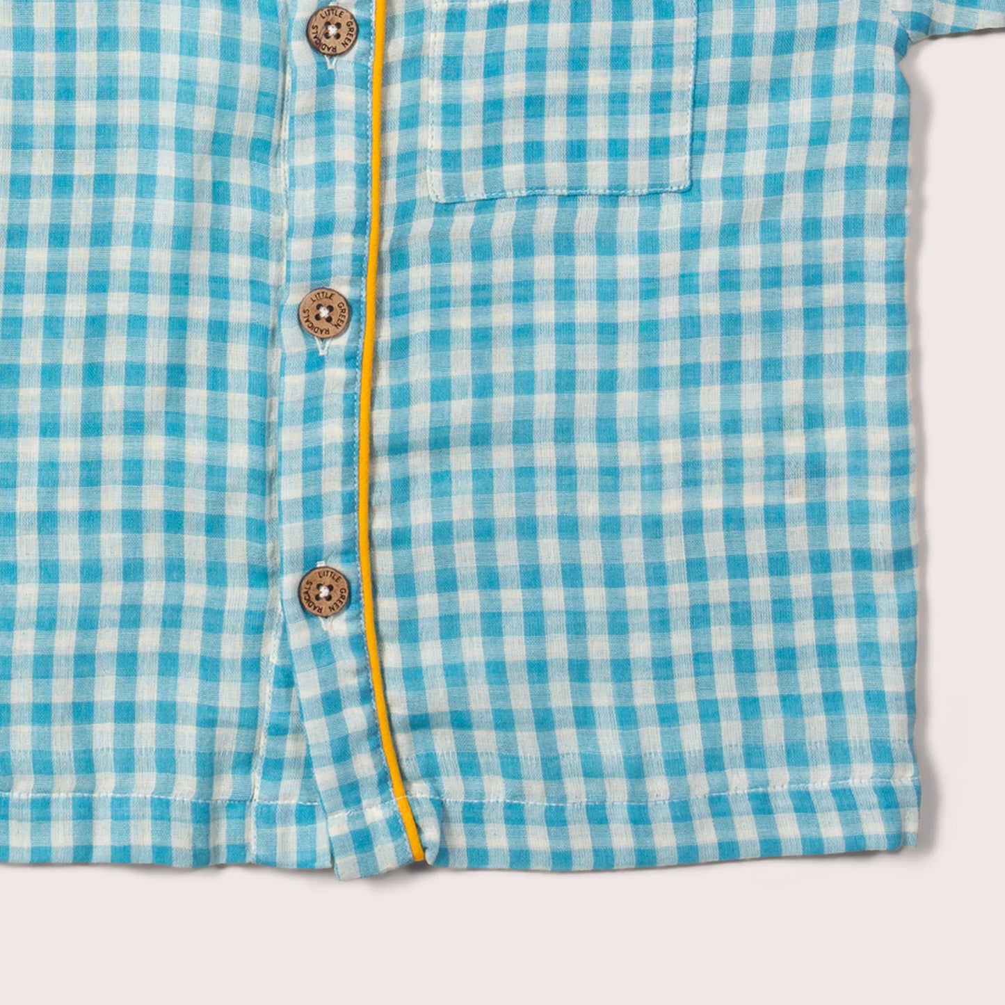 Kostume per vajza dhe djem